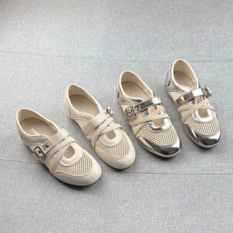 Women'S Fashion Walking Shoes - أحذية رياضية جديدة بتصميم منسوج مجوف